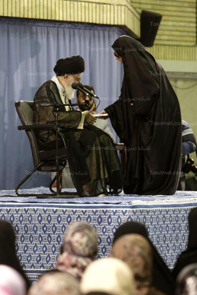 دیدار زنان  بیداری اسلامی با رهبر انقلاب