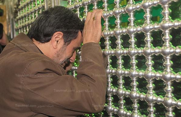 احمدي نژاد در اجتماع عزاداران حسيني حرم حضرت عبدالعظيم حسني (ع)