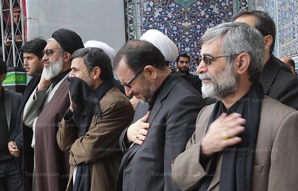 حضور احمدی‌نژاد در حرم حضرت معصومه(س)