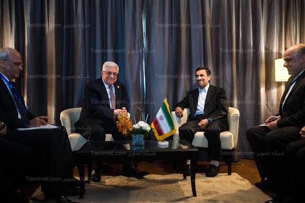 دیدار احمدی نژاد با رییس تشکیلات خودگردان فلسطین
