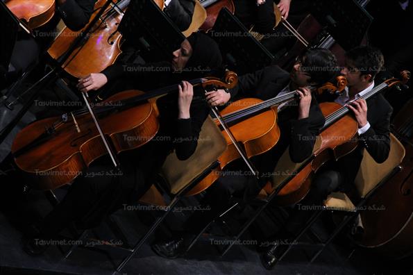 ارکستر سمفونیک به مناسبت روز هنر انقلاب اسلامی