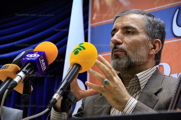 نشست خبری علیرضا علی احمدی در خبرگزاری فارس