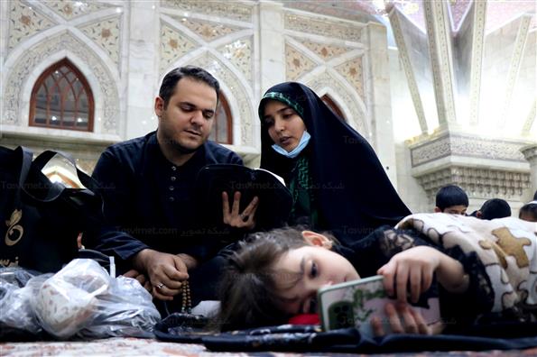 مراسم احیای شب بیست و یکم ماه رمضان در مرقد امام خمینی