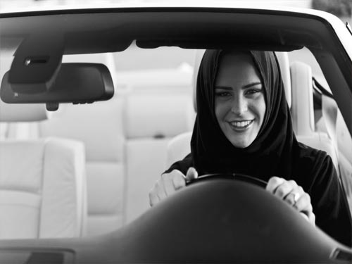 خوشحالی از یک موفقیت همچنان در سایه سکوت محافظه کاران ادامه دارد.