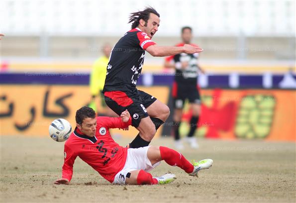 دیدار تیم های فوتبال پرسپولیس و شهرداری تبریز