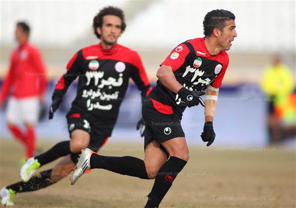 دیدار تیم های فوتبال پرسپولیس و شهرداری تبریز