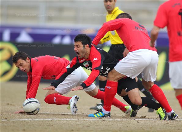 دیدار تیم های فوتبال پرسپولیس و شهرداری تبریز