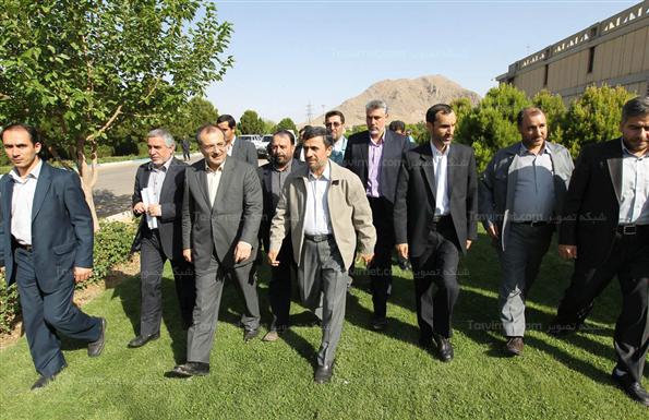 احمدی نژاد در مراسم افتتاح فاز اول واحد تولید آهن