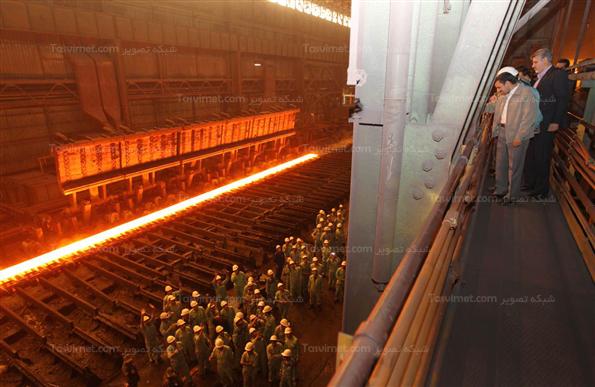 احمدی نژاد در مراسم افتتاح فاز اول واحد تولید آهن