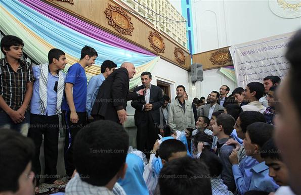 ضیافت افطاراولین روز ماه مبارک رمضان در کنار ایتام