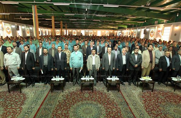 احمدی نژاد در مراسم افتتاح فاز اول واحد تولید آهن