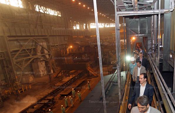 احمدی نژاد در مراسم افتتاح فاز اول واحد تولید آهن