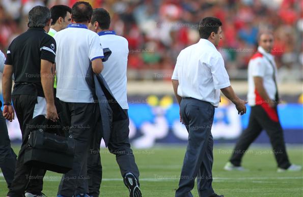دیدار تیم های فوتبال استقلال و پرسپولیس