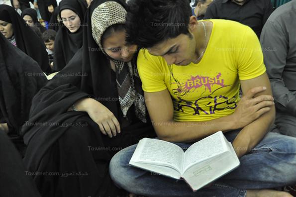 مراسم احیا در مرقد مطهر امام(ره)