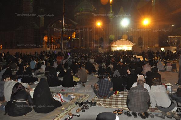 مراسم احیا در مرقد مطهر امام(ره)