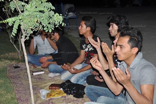 مراسم احیا در مرقد مطهر امام(ره)