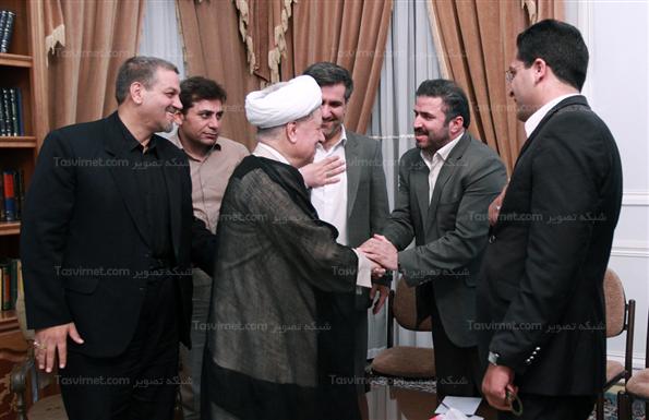 دیدار جمعی از اعضاء انجمن روزنامه های غیر دولتی