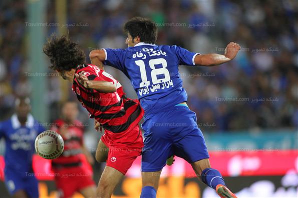 دیدار تیم های فوتبال استقلال و پرسپولیس
