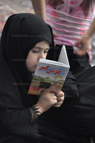 مراسم احیا در مرقد مطهر امام(ره)