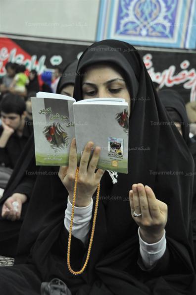 مراسم احیا در مرقد مطهر امام(ره)