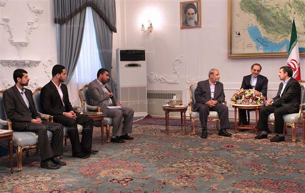 احمدی نژاد در دیدار محمود الزهار از رهبران ارشد حماس