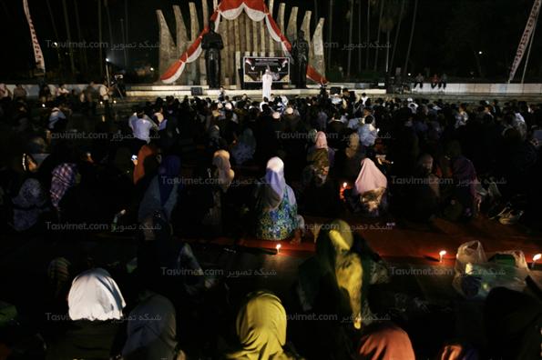 شب هزار شمع