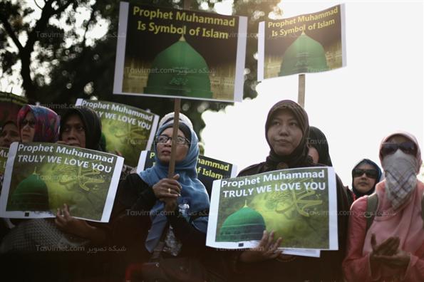 راهپیمایی مسلمانان اندونزی در اعتراض به اهانت به پیامبر اسلام