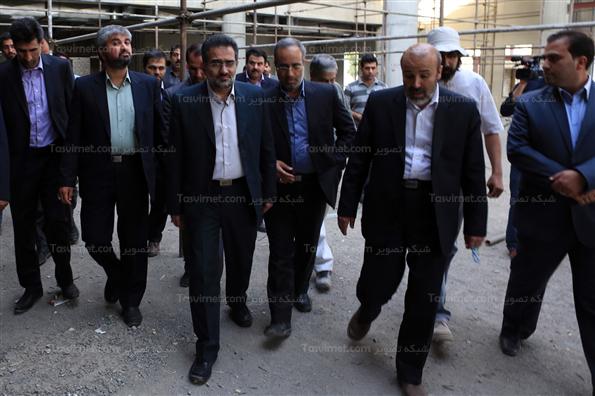 بازدید وزیر ارشاد از پروژه تالار بزرگ مرکزی یزد