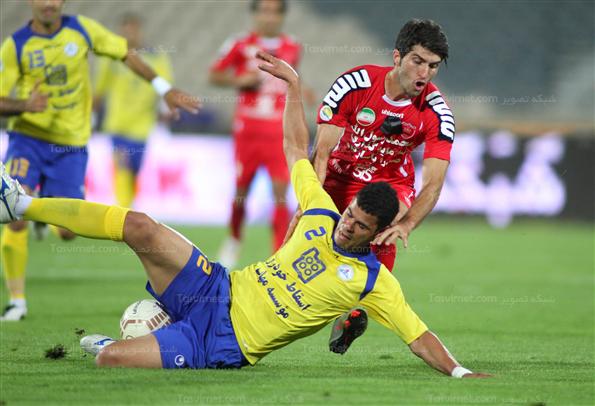 دیدار تیم های پرسپولیس و نفت تهران