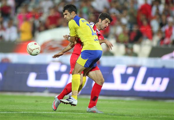 دیدار تیم های پرسپولیس و نفت تهران