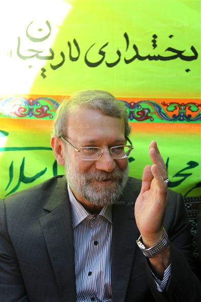 دکتر لاریجانی در یادواره شهدای روستای نوا