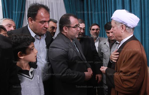 جمعی از فعالان سیاسی و اجتماعی استان مازندران با آیت االله رفسنجانی