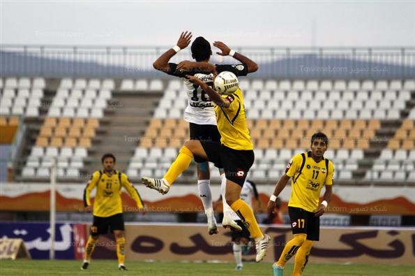 دیدار تیم های فوتبال صبا و سپاهان