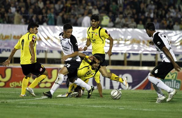 دیدار تیم های فوتبال صبا و سپاهان