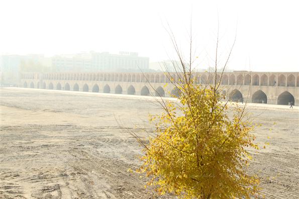 نفس گرفته اصفهان در هفته هوای پاک