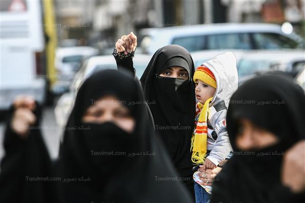 تجمع اعتراض‌آمیز در مقابل سفارت پاکستان