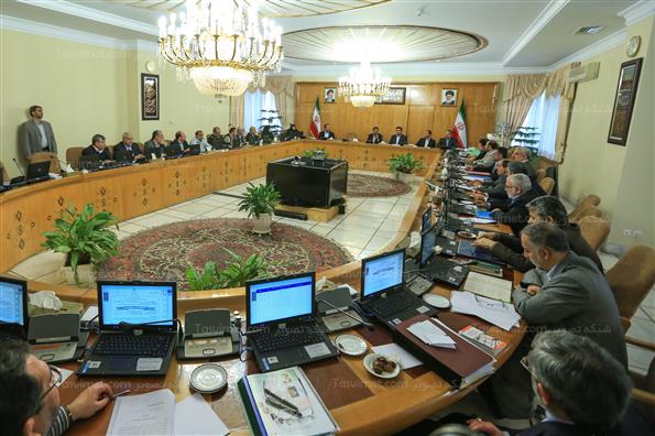 در حاشیه جلسه  هیات دولت