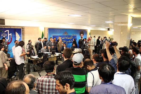 نشست خبری حدادعادل