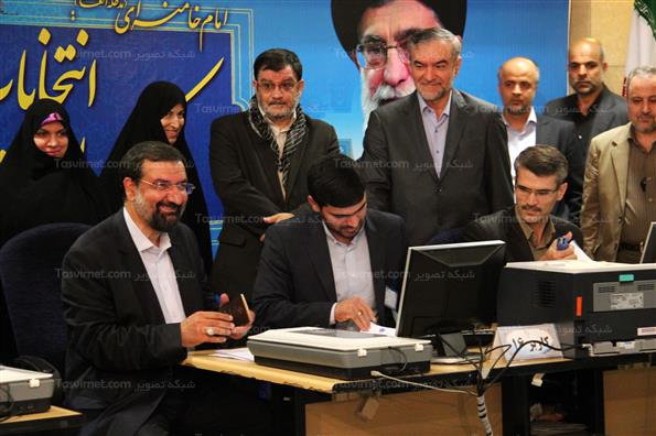 رضایی ثبت نام کرد