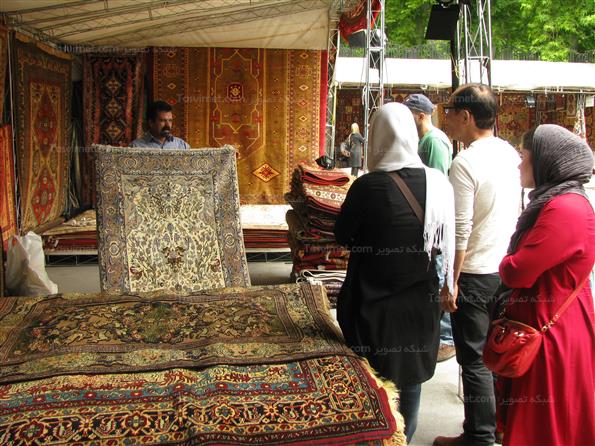جشنواره فرش و دستبافته ها ی عشایر ی