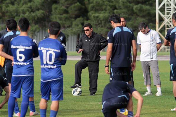 تمرین تیم فوتبال استقلال