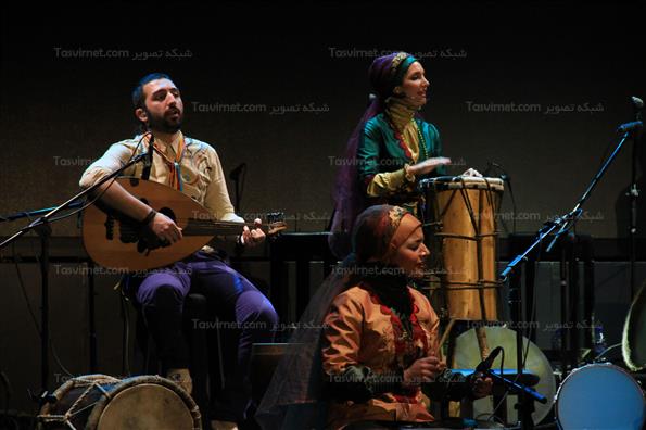 کنسرت گروه موسیقی رستاک