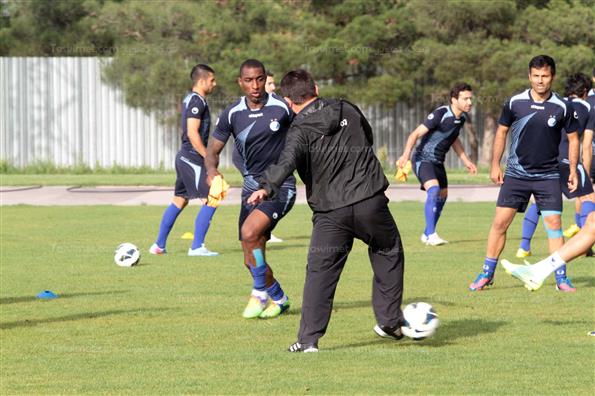 تمرین تیم فوتبال استقلال