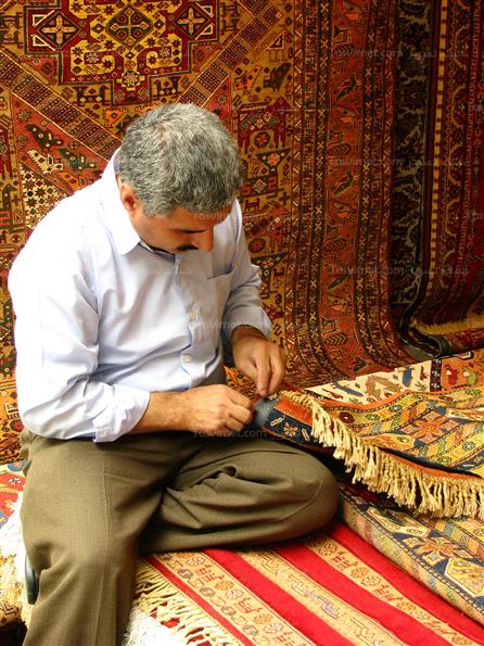 جشنواره فرش و دستبافته ها ی عشایر ی