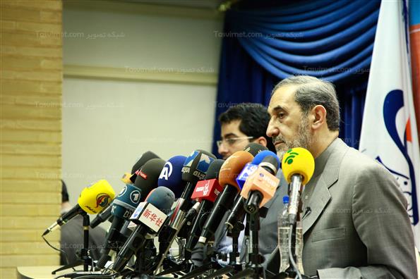 نشست خبری علی اکبر ولایتی