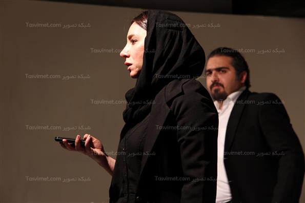 نمایش گاهی یه تلفن به خودت بزن