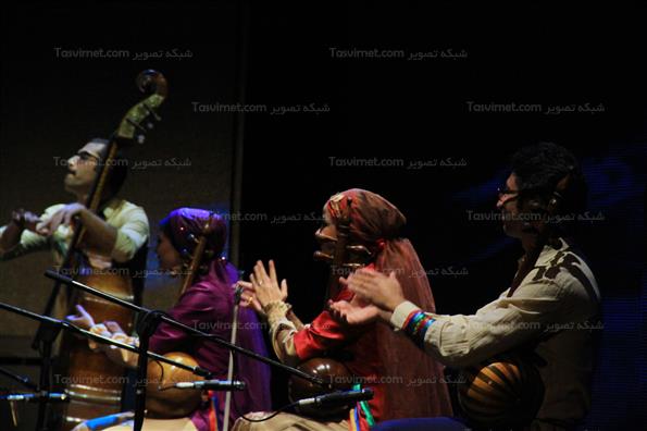 کنسرت گروه موسیقی رستاک