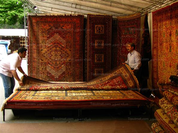 جشنواره فرش و دستبافته ها ی عشایر ی