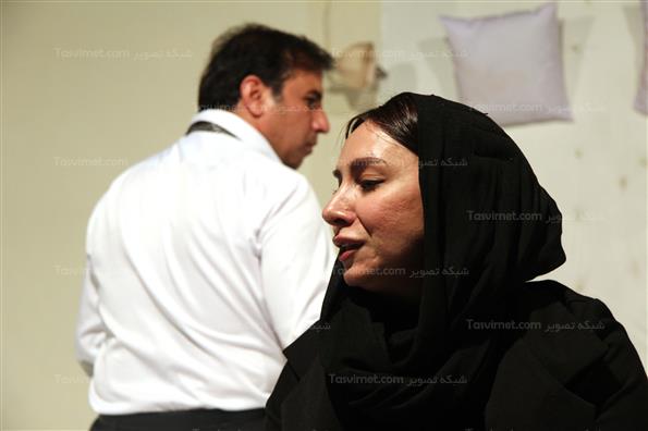 نمایش گاهی یه تلفن به خودت بزن