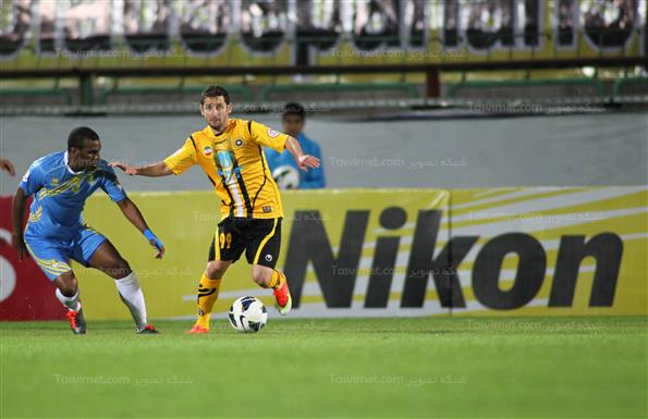 دیدار تیم های فوتبال سپاهان اصفهان و الغرافه قطر